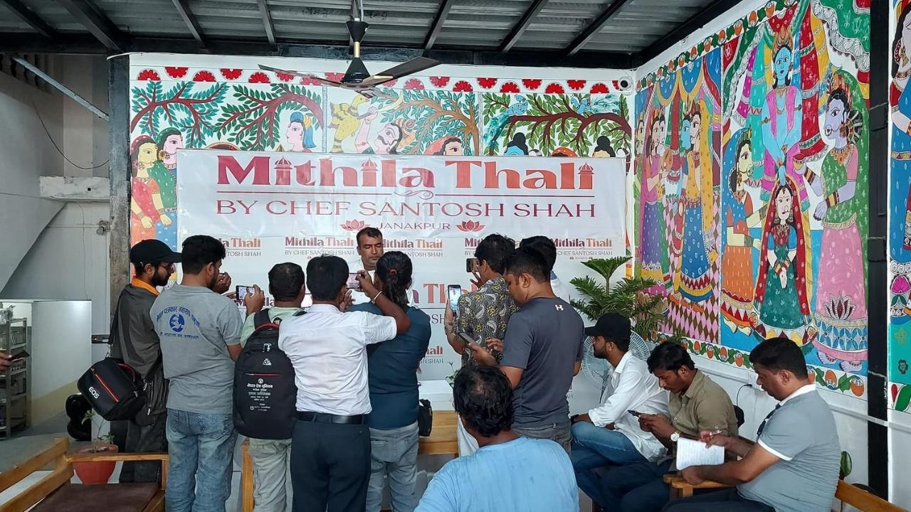 מלון ג'אנאקפור Mithila Thali By Chef Santosh Shah מראה חיצוני תמונה